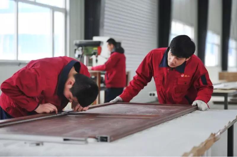 97国际-至尊品牌,源于诺言